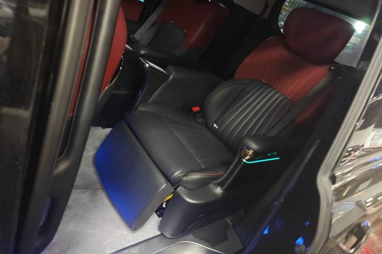 Used GAC Trumpchi E9 2024 E9 Master Edition Left Rear Seat