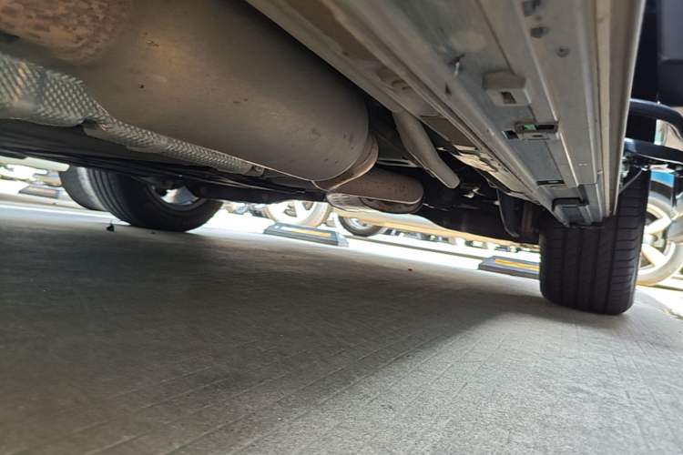 Used GAC Trumpchi E9 2024 E9 Deluxe Edition Left Side Sill