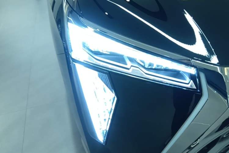 Used GAC Trumpchi E9 2024 E9 Champion Edition Right Front Headlight