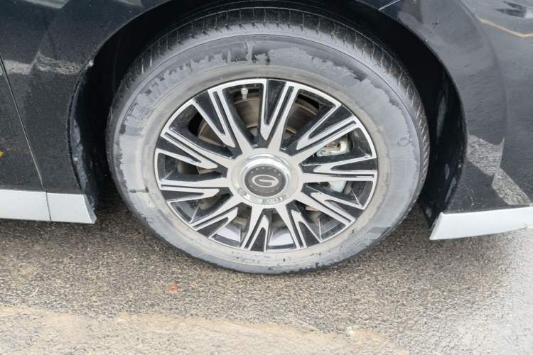 Used GAC Trumpchi E9 2024 E9 Champion Edition Right Front Wheel Hub