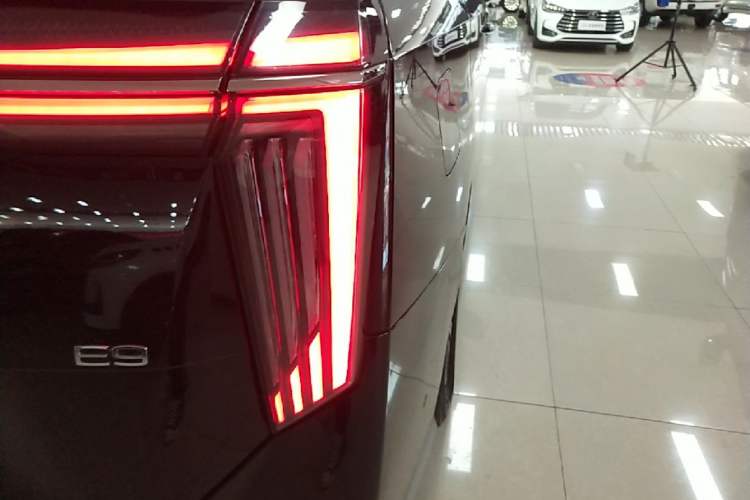 Used GAC Trumpchi E9 2024 E9 Master Edition Right Rear Taillight