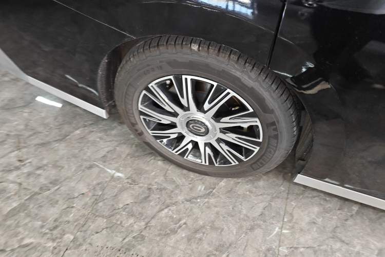 Used GAC Trumpchi E9 2024 E9 New Year Edition Right Rear Wheel Hub