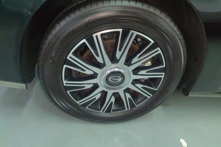 Used GAC Trumpchi E9 2024 E9 State Guest Custom Edition Right Rear Wheel Hub