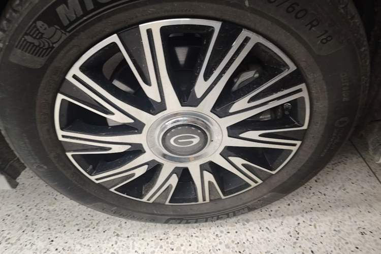 Used GAC Trumpchi E9 2024 E9 Champion Edition Right Rear Wheel Hub