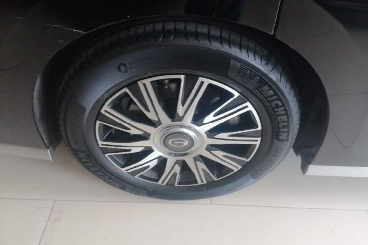 Used GAC Trumpchi E9 2024 E9 Deluxe Edition Right Rear Wheel Hub
