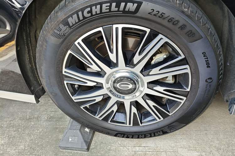 Used GAC Trumpchi E9 2024 E9 Deluxe Edition Right Rear Wheel Hub