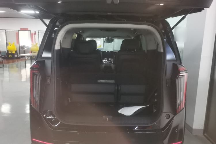 Used GAC Trumpchi E9 2024 E9 State Guest Custom Edition Trunk