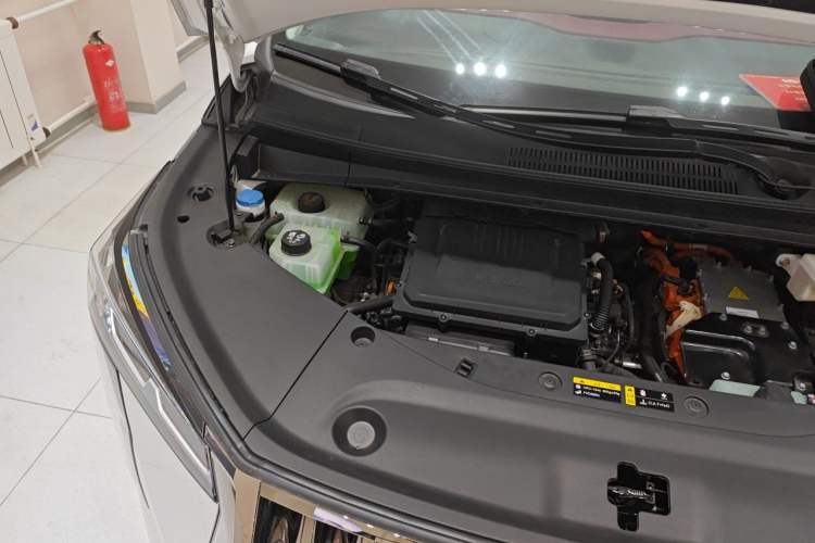 Used GAC Trumpchi E9 2024 E9 Master Edition Engine Bay Right