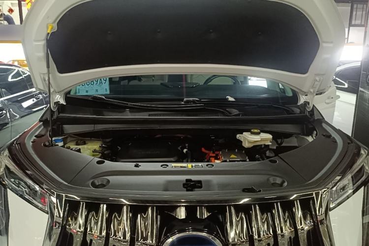 Used GAC Trumpchi E9 2024 E9 State Guest Custom Edition Engine Bay