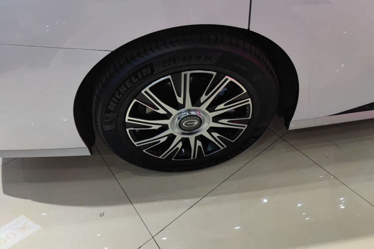 Used GAC Trumpchi E9 2024 E9 Deluxe Edition Exterior 8
