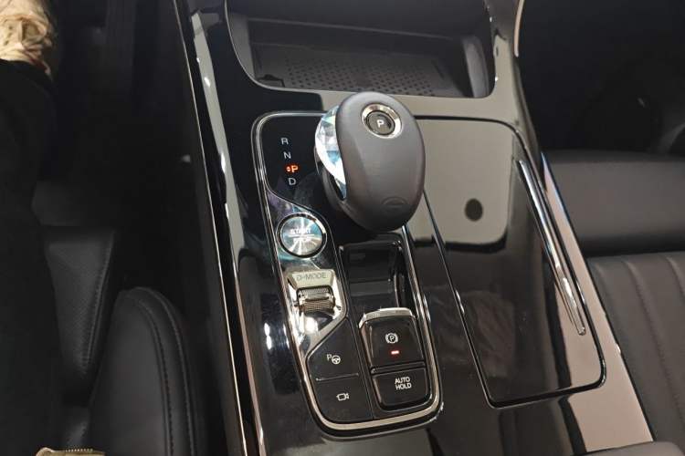 Used GAC Trumpchi E9 2024 E9 Master Edition Gear Lever