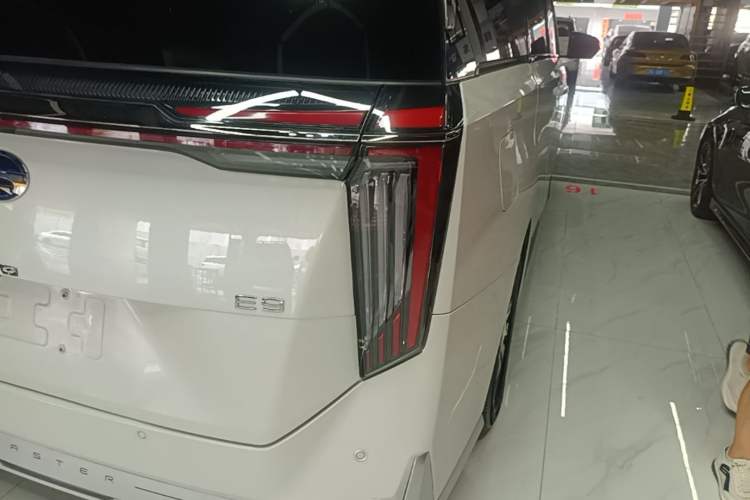 Used GAC Trumpchi E9 2024 E9 State Guest Custom Edition Right Rear Taillight