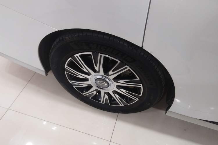 Used GAC Trumpchi E9 2024 E9 Champion Edition Right Rear Wheel Hub