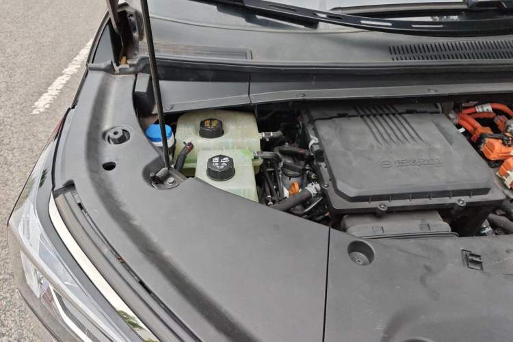 Used GAC Trumpchi E9 2024 E9 Master Edition Engine Bay Right