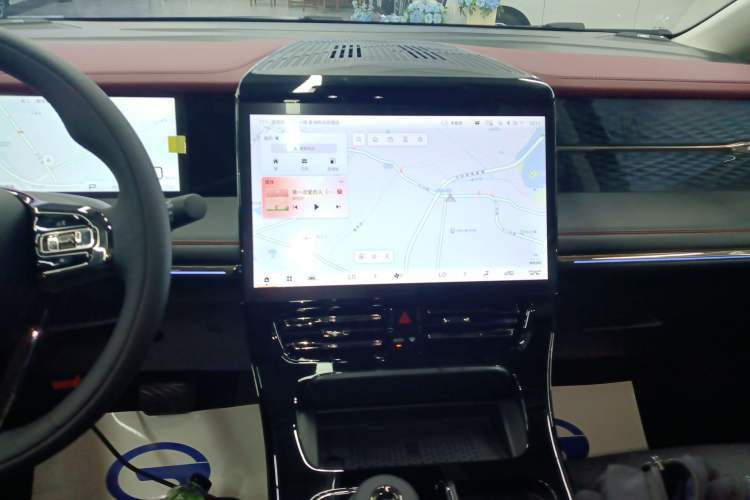 Used GAC Trumpchi E9 2025 E9 Superfast Charging Champion Audio And AC Panel