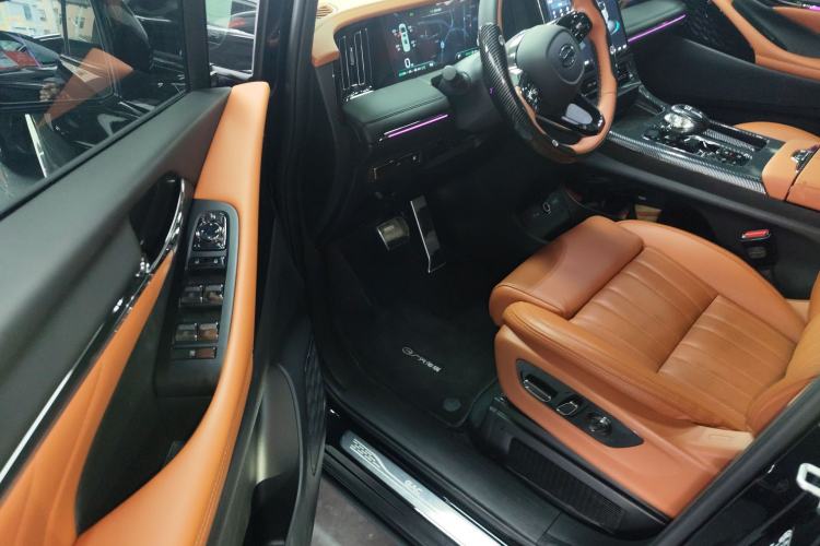 Used GAC Trumpchi E9 2025 E9 Superfast Charging – Master Series Driver Seat