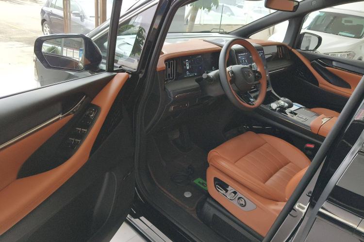 Used GAC Trumpchi E9 2025 E9 Superfast Charging Deluxe Edition Driver Seat