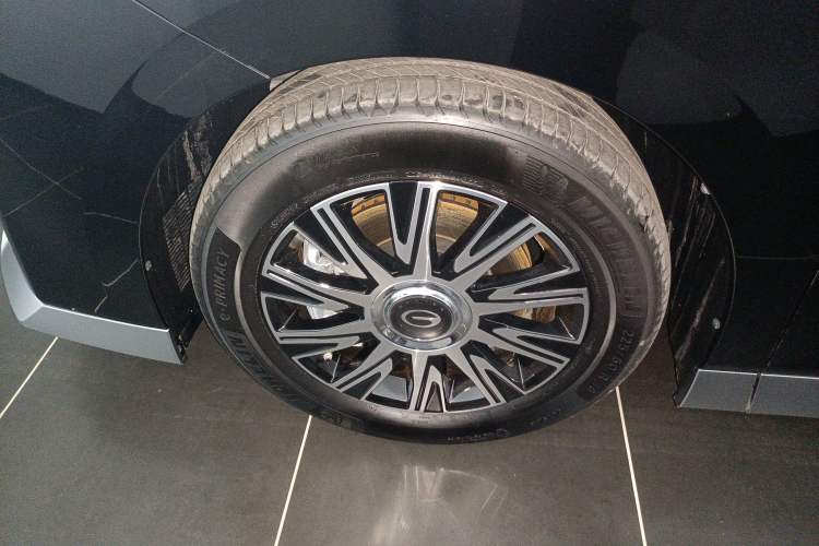 Used GAC Trumpchi E9 2025 E9 Superfast Charging Champion Exterior 1