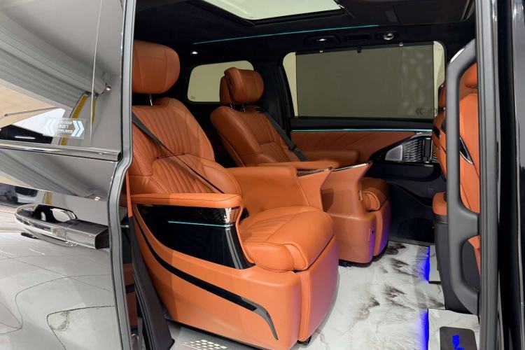 Used GAC Trumpchi E9 2025 E9 Superfast Charging Champion Interior 4