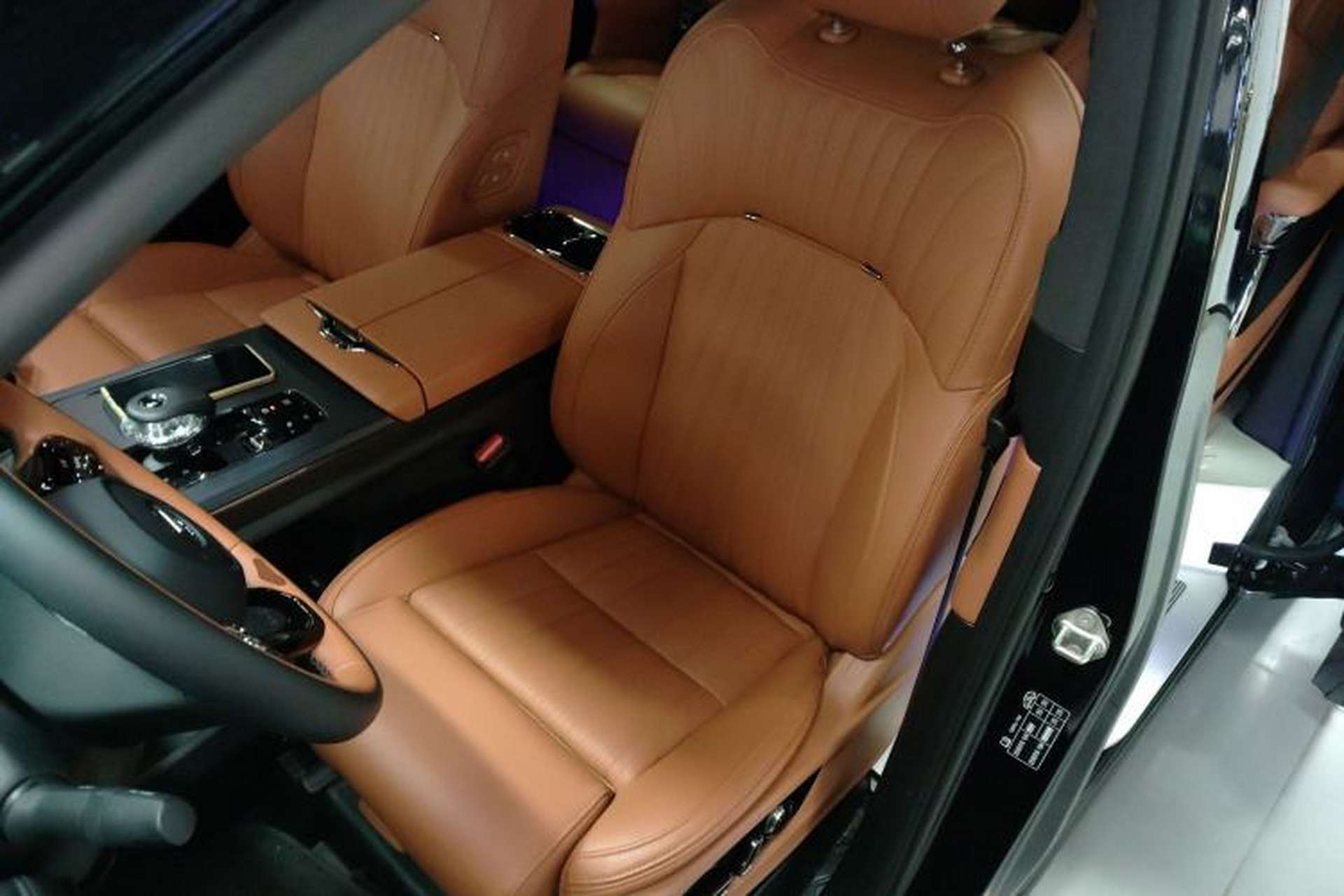 Used GAC Trumpchi E9 2025 E9 Superfast Charging – Master Series Left Front Seat