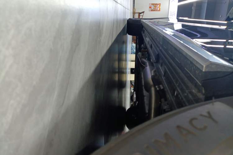 Used GAC Trumpchi E9 2025 E9 Superfast Charging Champion Left Side Sill