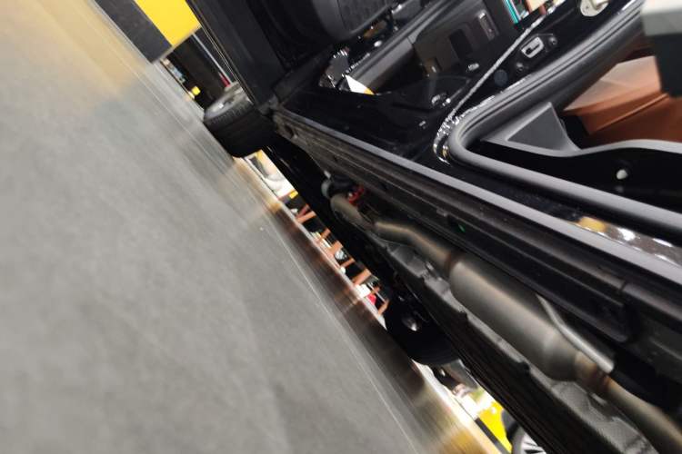 Used GAC Trumpchi E9 2025 E9 Superfast Charging – Master Series Left Side Sill