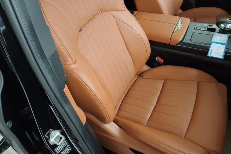 Used GAC Trumpchi E9 2025 E9 Superfast Charging Deluxe Edition Right Front Seat