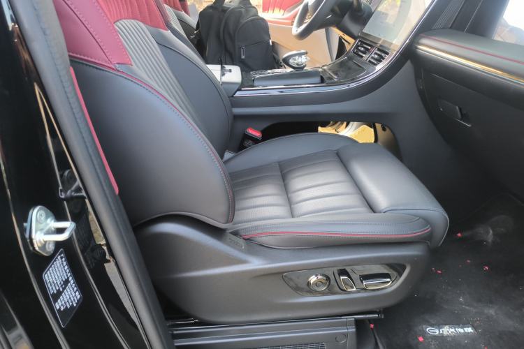 Used GAC Trumpchi E9 2025 E9 Superfast Charging – Master Series Right Front Seat