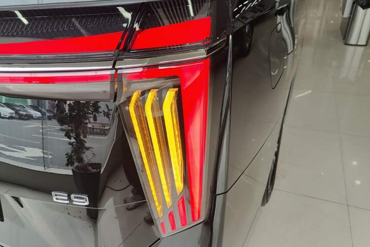 Used GAC Trumpchi E9 2025 E9 Superfast Charging Deluxe Edition Right Rear Taillight