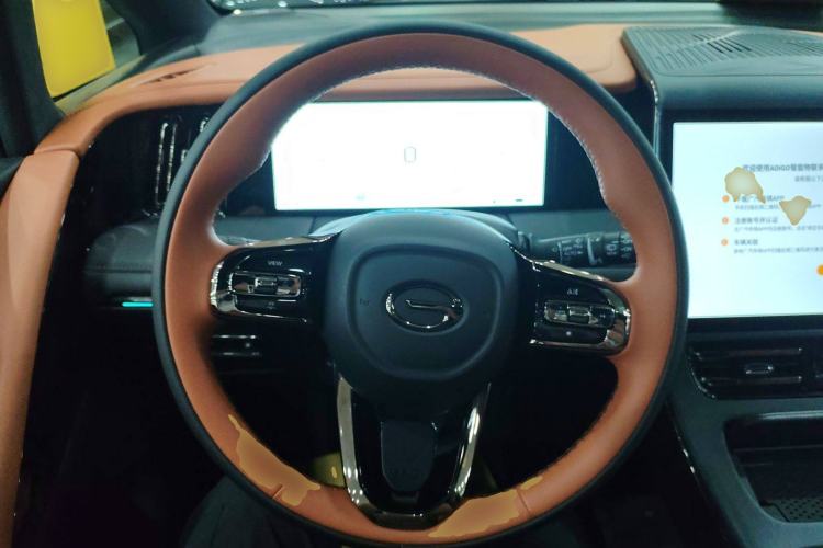 Used GAC Trumpchi E9 2025 E9 Superfast Charging – Master Series Steering Wheel