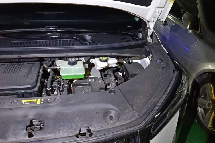 Used GAC Trumpchi E9 2025 E9 Superfast Charging Champion Engine Bay Left