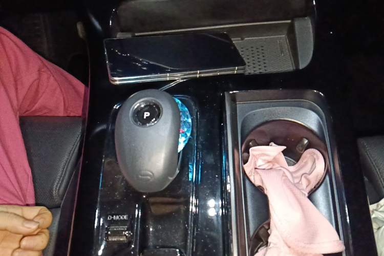 Used GAC Trumpchi E9 2025 E9 Superfast Charging Champion Gear Lever