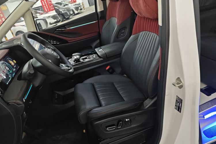 Used GAC Trumpchi E9 2025 E9 Superfast Charging – Master Series Left Front Seat