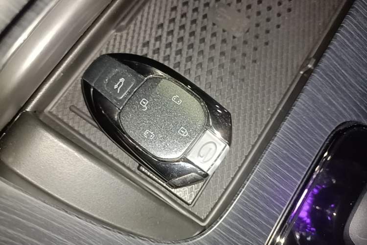 Used GAC Trumpchi E9 2025 E9 Superfast Charging Champion Vehicle Key