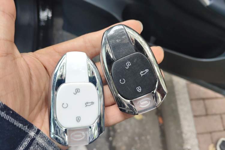 Used GAC Trumpchi EMKOO 2022 2.0 ATK Gemini Edition Vehicle Key