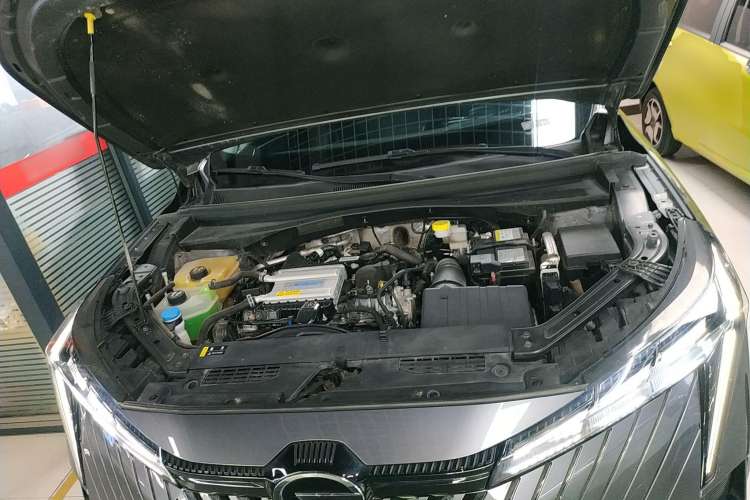 Used GAC Trumpchi EMKOO 2022 1.5T Supernova Pro Edition Engine Bay