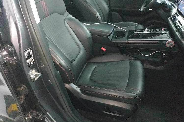 Used GAC Trumpchi EMKOO 2022 1.5T Supernova Pro Edition Right Front Seat
