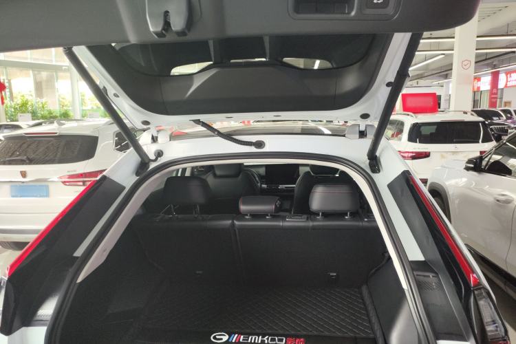 Used GAC Trumpchi EMKOO 2022 2.0 ATK TwinStar Pro Edition Trunk
