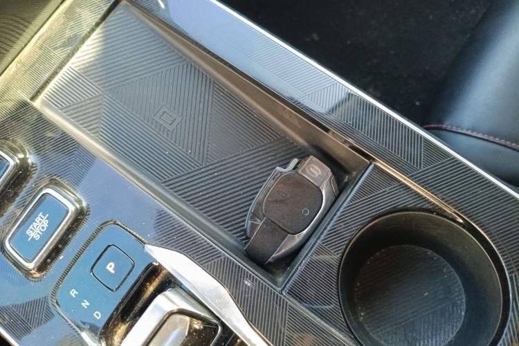 Used GAC Trumpchi EMKOO 2022 1.5T Supernova Pro Edition Vehicle Key