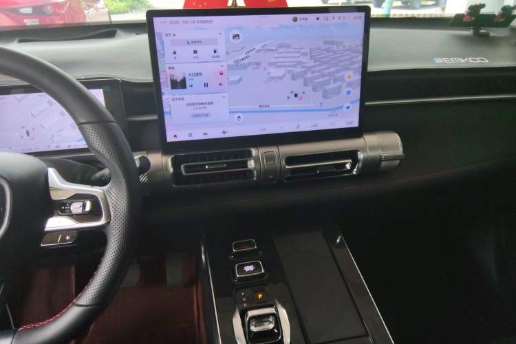 Used GAC Trumpchi EMKOO 2022 2.0T Neutron Star Max Edition Audio And AC Panel