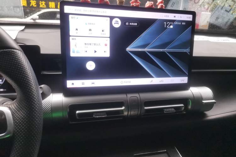 Used GAC Trumpchi EMKOO 2022 1.5T Supernova Pro Edition Audio And AC Panel