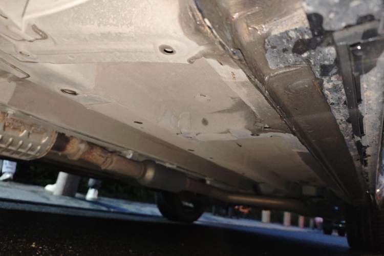 Used GAC Trumpchi EMKOO 2022 2.0T Neutron Star Max Edition Chassis Front Left