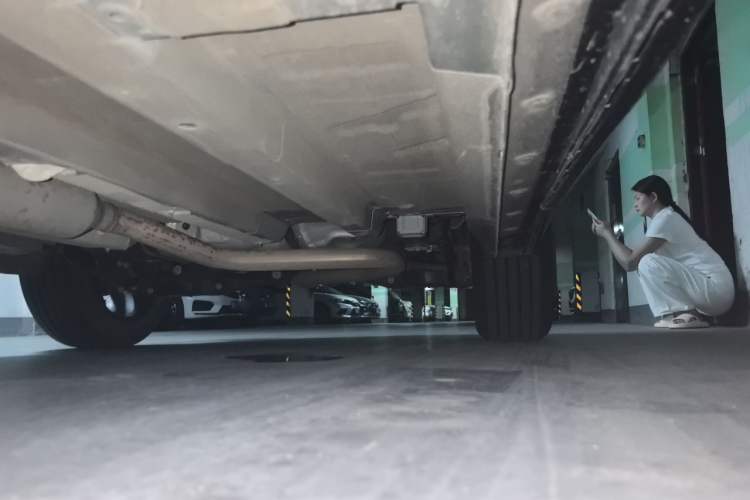 Used GAC Trumpchi EMKOO 2022 1.5T Supernova Pro Edition Chassis Front Left