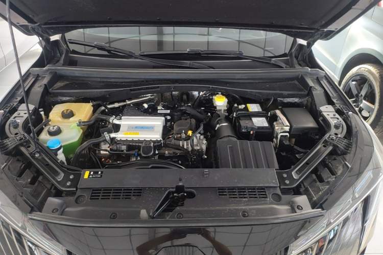 Used GAC Trumpchi EMKOO 2022 1.5T Supernova Pro Edition Engine Bay