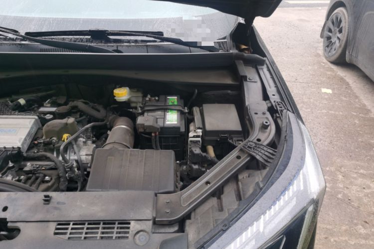 Used GAC Trumpchi EMKOO 2022 1.5T Supernova Max Edition Engine Bay Left