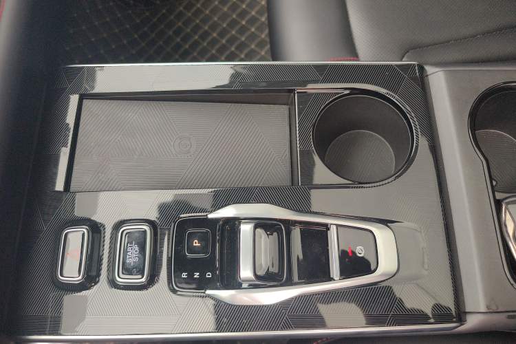 Used GAC Trumpchi EMKOO 2022 1.5T Supernova Max Edition Gear Lever
