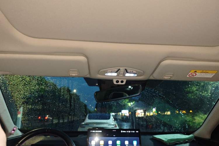 Used GAC Trumpchi EMKOO 2022 2.0T Neutron Star Max Edition Headliner