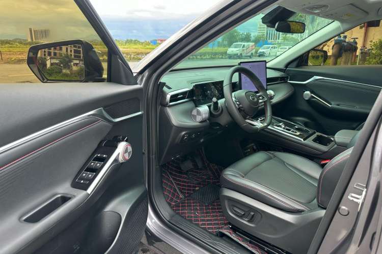 Used GAC Trumpchi EMKOO 2022 1.5T Supernova Pro Edition Interior 1