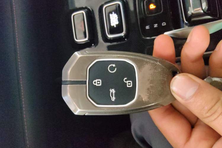 Used GAC Trumpchi EMKOO 2022 2.0T Neutron Star Max Edition Interior 1