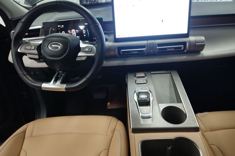 Used GAC Trumpchi EMKOO 2022 2.0 ATK TwinStar Pro Edition Interior 2